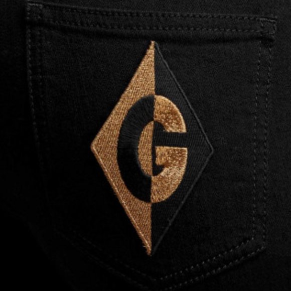 HOST PICK 🥳Gucci Skinny Jeans with Logo Patch in Black - Picture 6 of 6
